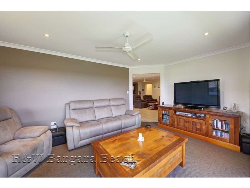 7 Wearing Road, Bargara QLD 4670
