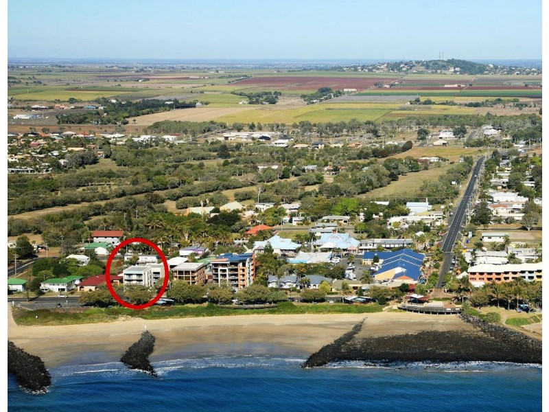 Unit 2, Sandarra,41 Esplanade,, Bargara QLD 4670