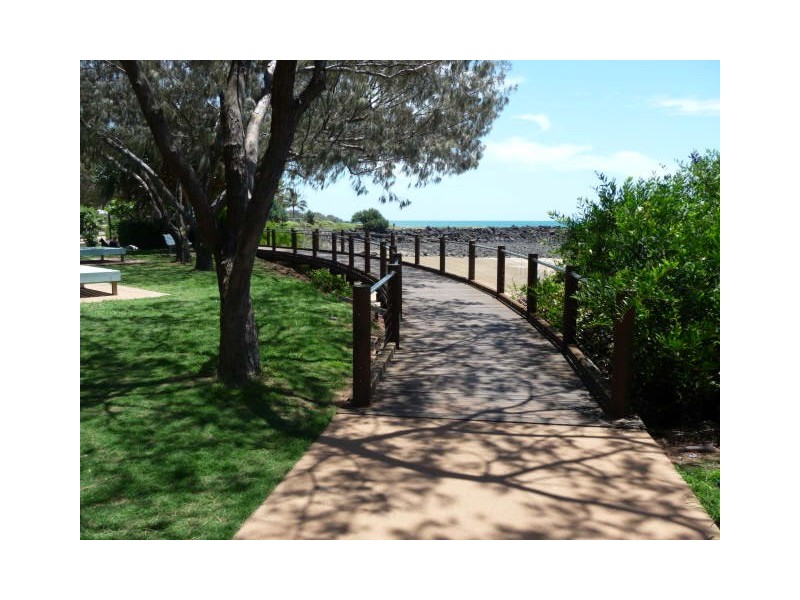 Unit 2, Sandarra,41 Esplanade,, Bargara QLD 4670