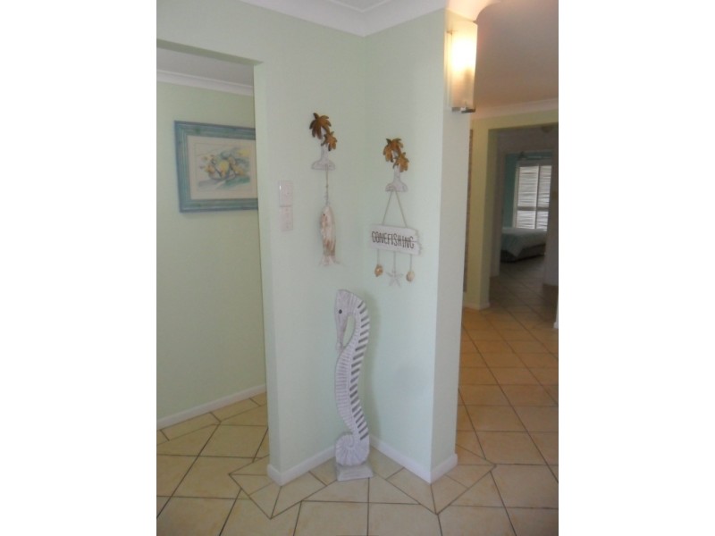 Unit 2, Sandarra,41 Esplanade,, Bargara QLD 4670