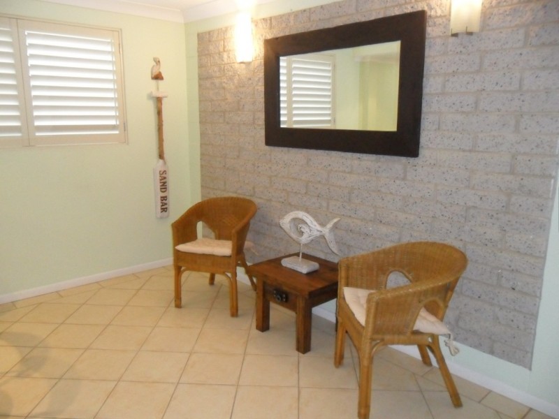 Unit 2, Sandarra,41 Esplanade,, Bargara QLD 4670