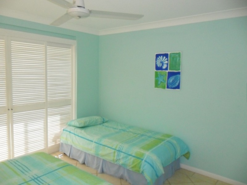 Unit 2, Sandarra,41 Esplanade,, Bargara QLD 4670