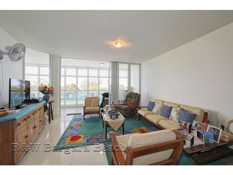 Unit 4, La Madalena, 15 Esplanade, Bargara QLD 4670