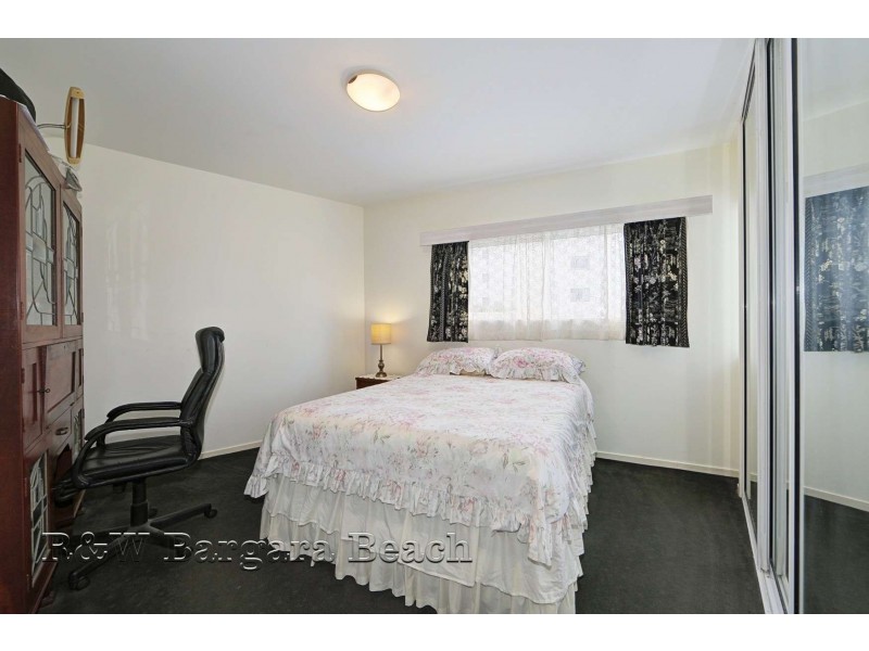 Unit 4, La Madalena, 15 Esplanade, Bargara QLD 4670