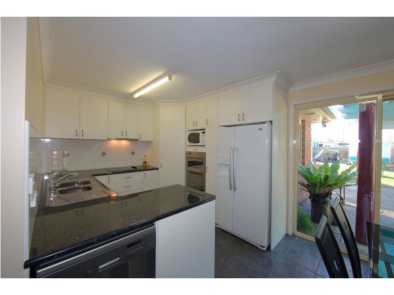 8 Poinciana Drive, Innes Park QLD 4670