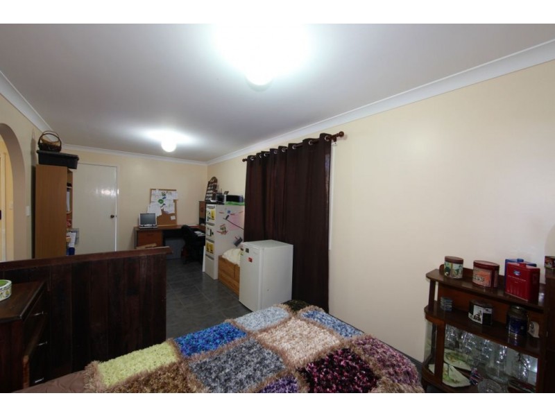 8 Poinciana Drive, Innes Park QLD 4670