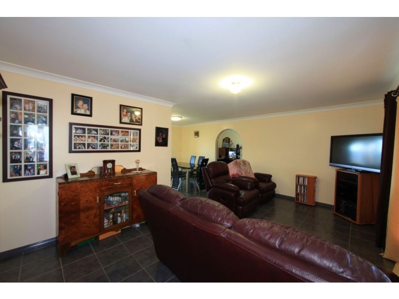 8 Poinciana Drive, Innes Park QLD 4670