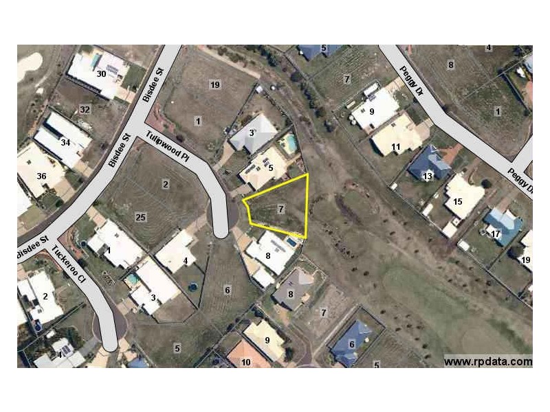 7 Tulipwood, Coral Cove QLD 4670