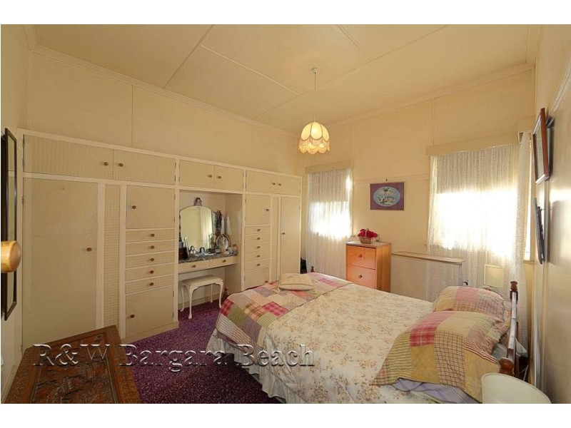 17 Steffensen St, Svensson Heights QLD 4670