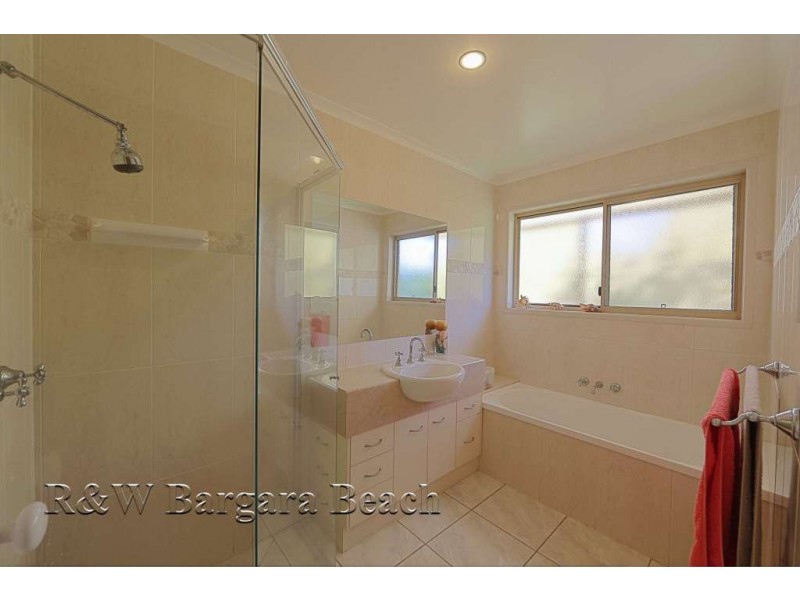 8 Tara Street, Innes Park QLD 4670