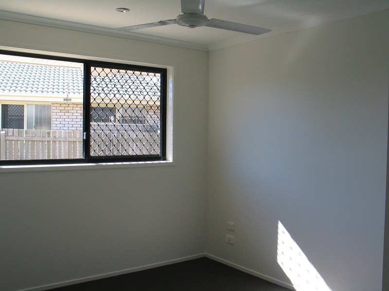 8 Landsborough Street, Bargara QLD 4670