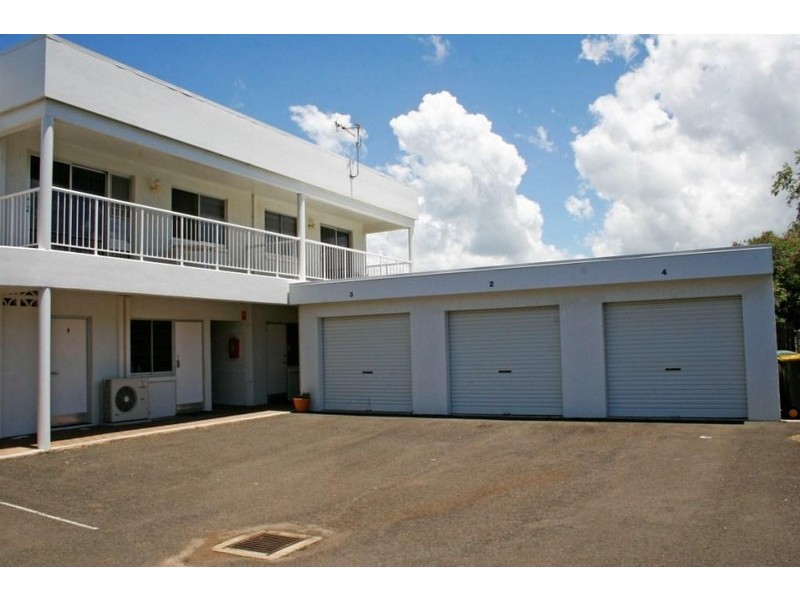 Unit 4, Coral Coast Plaza, 20 Bauer Street, Bargara QLD 4670