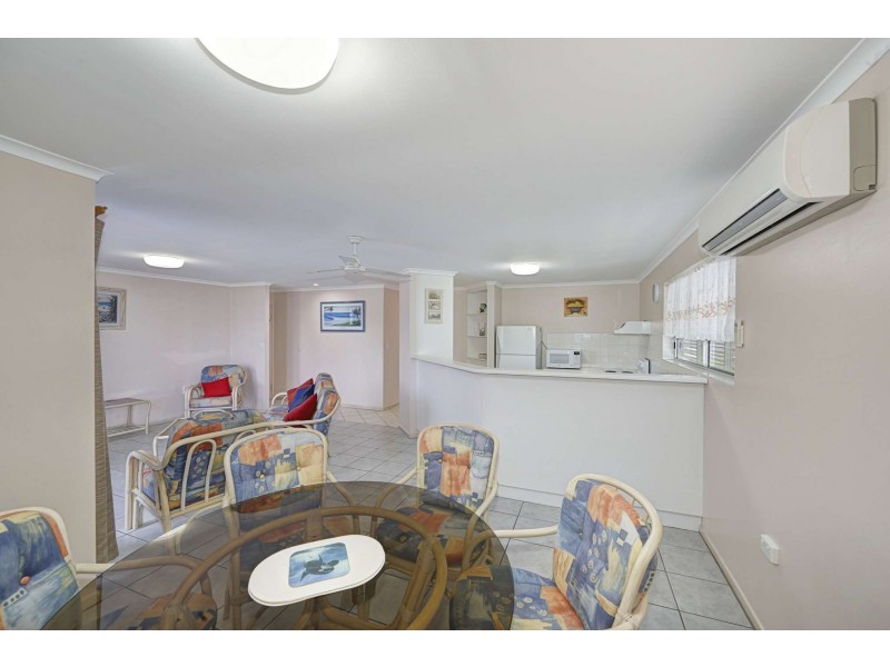 Unit 1 20 Bauer Street, Bargara QLD 4670