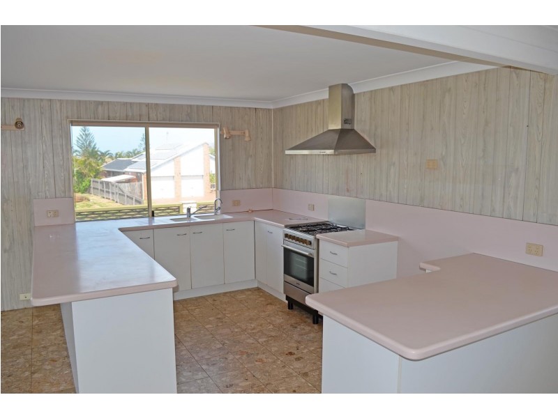 14 Aqualine Court, Bargara QLD 4670