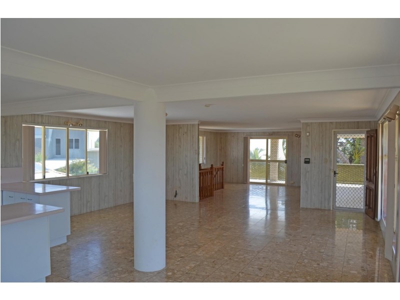 14 Aqualine Court, Bargara QLD 4670