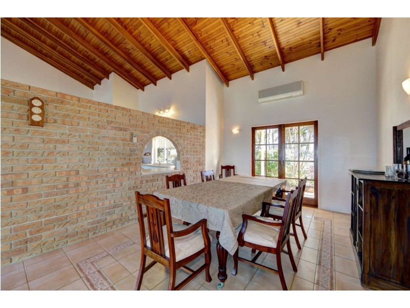 48 Barolin Esplanade, Coral Cove QLD 4670