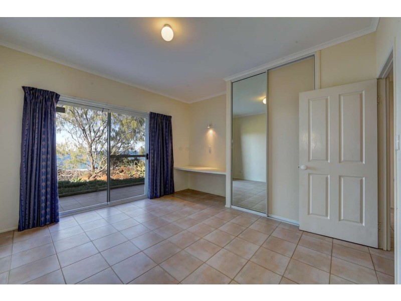 48 Barolin Esplanade, Coral Cove QLD 4670