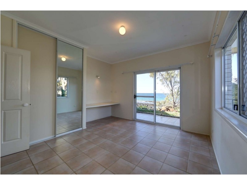 48 Barolin Esplanade, Coral Cove QLD 4670