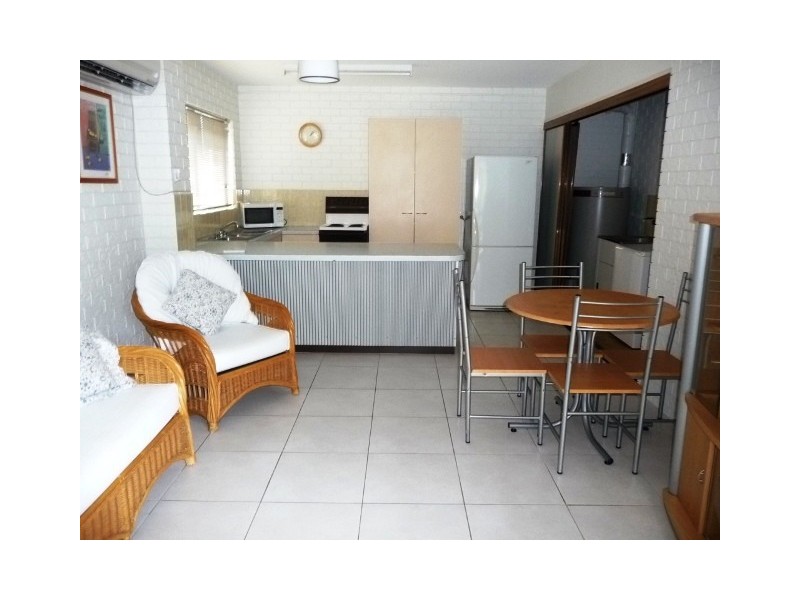 Unit 9, Oceanshores, 35 Miller Street,, Bargara QLD 4670