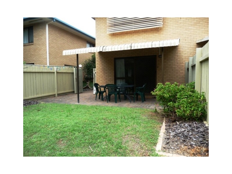 Unit 9, Oceanshores, 35 Miller Street,, Bargara QLD 4670