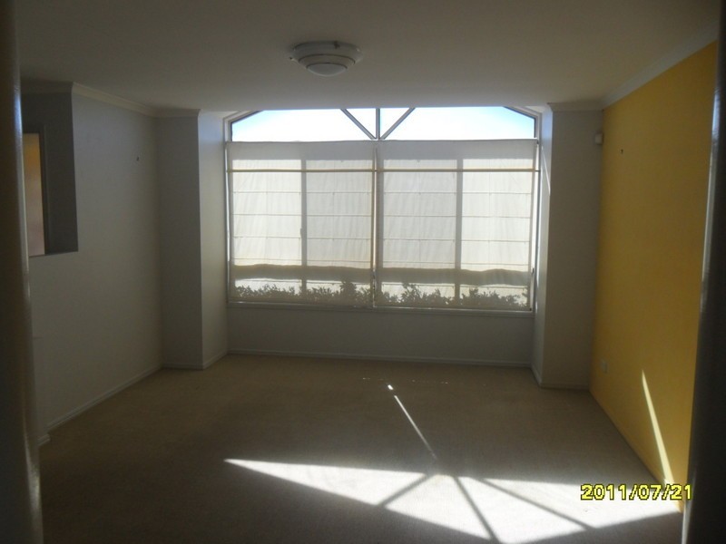 13 Peggy Drive, Coral Cove QLD 4670