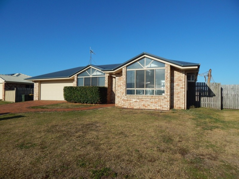 13 Peggy Drive, Coral Cove QLD 4670