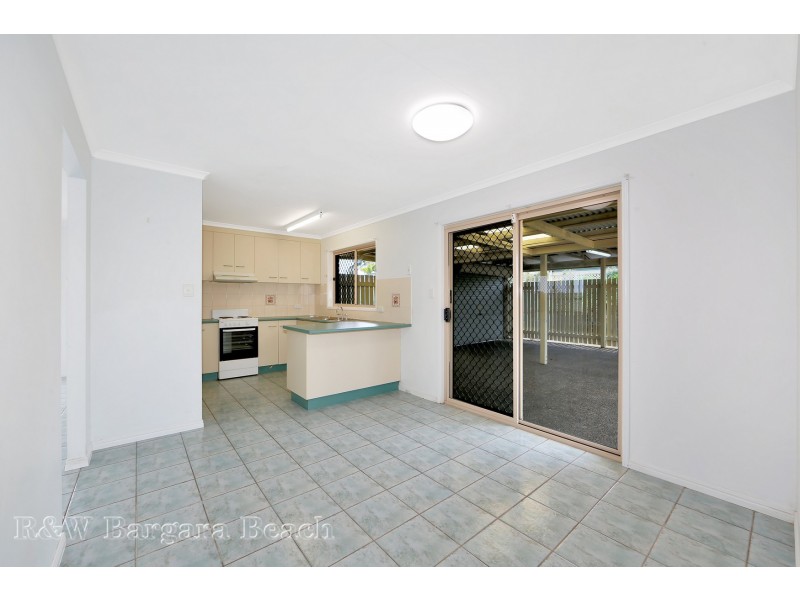 18 Moore Street, Elliott Heads QLD 4670