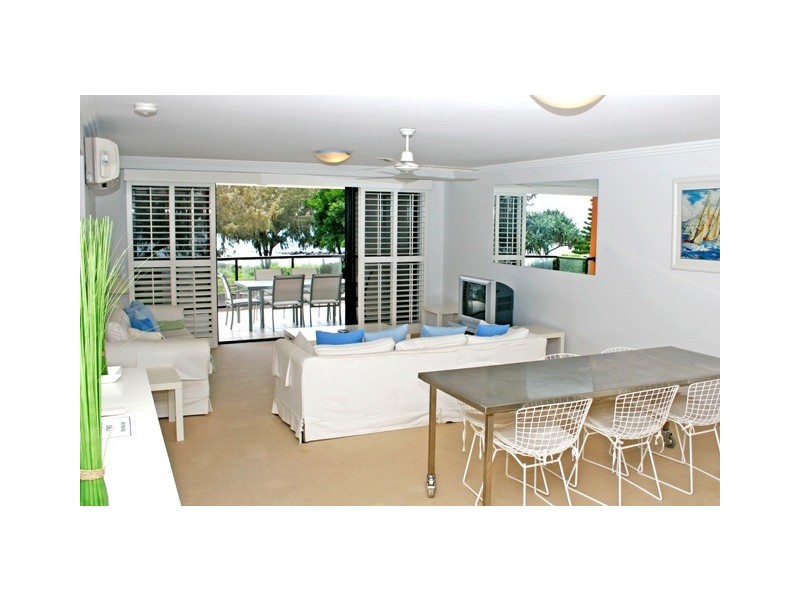 Unit 201, Pacific Reef, 45 Esplanade, Bargara QLD 4670
