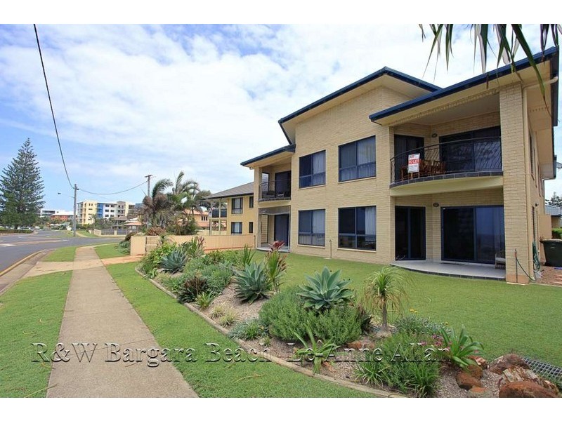 Unit 3 81 Esplanade, Bargara QLD 4670