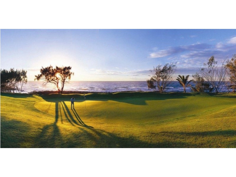 3/5 Chantelle Circuit, Coral Cove QLD 4670