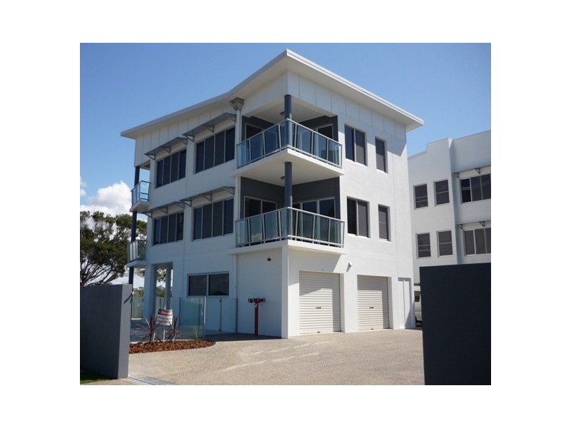 Unit 8 Beach Break, 6 McDougall Street, Bargara QLD 4670