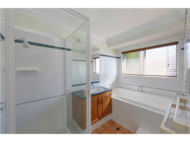 15 Broadwater Close, Bargara QLD 4670