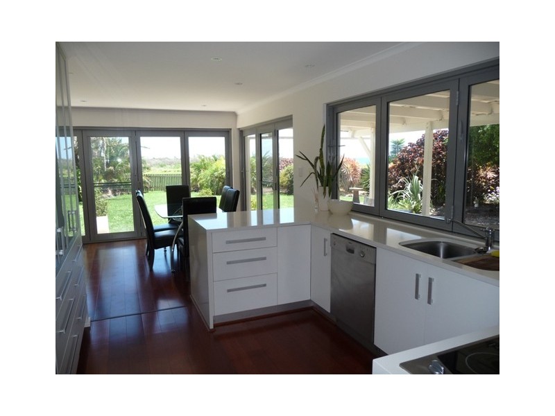 11 Palm Street, Innes Park QLD 4670