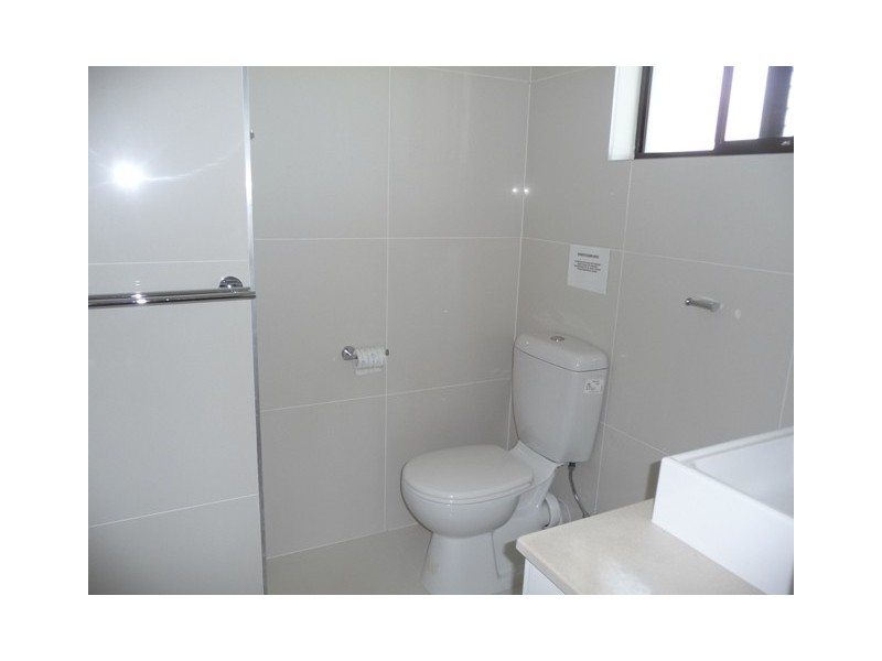 11 Palm Street, Innes Park QLD 4670