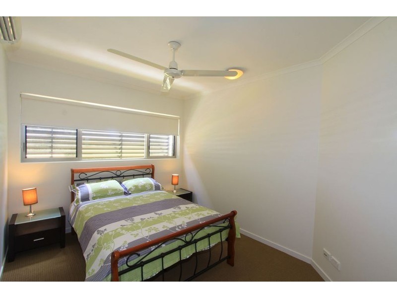 8/56 Holland Street, Bargara QLD 4670