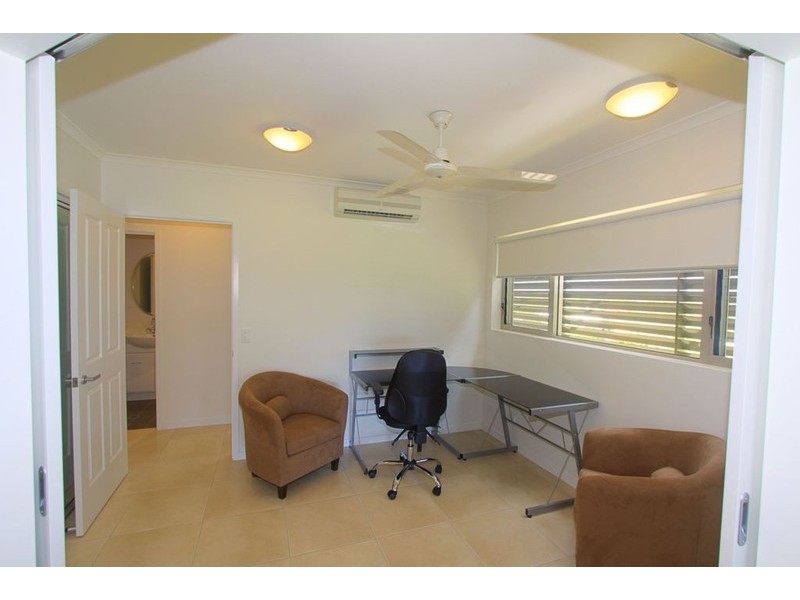 8/56 Holland Street, Bargara QLD 4670