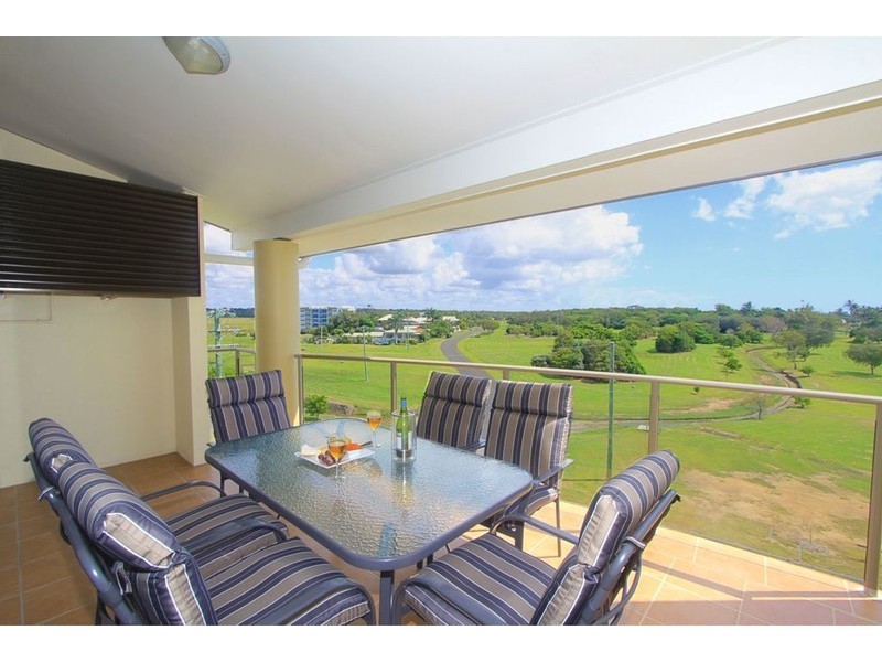 8/56 Holland Street, Bargara QLD 4670