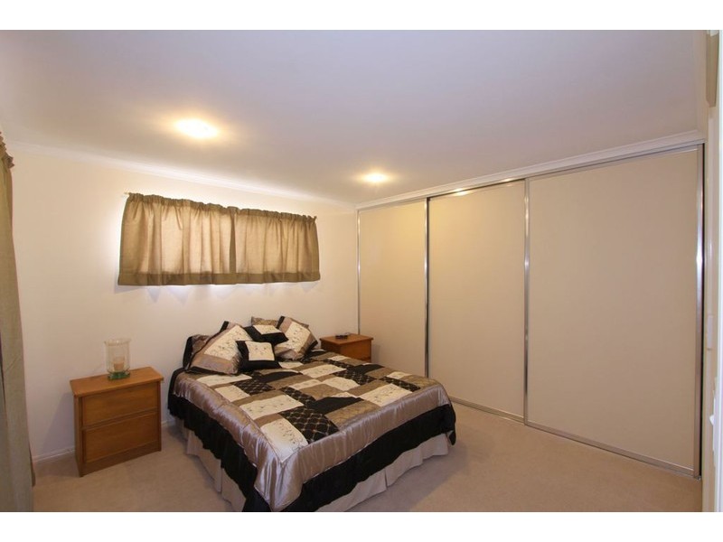 7 Searink Court, Bargara QLD 4670