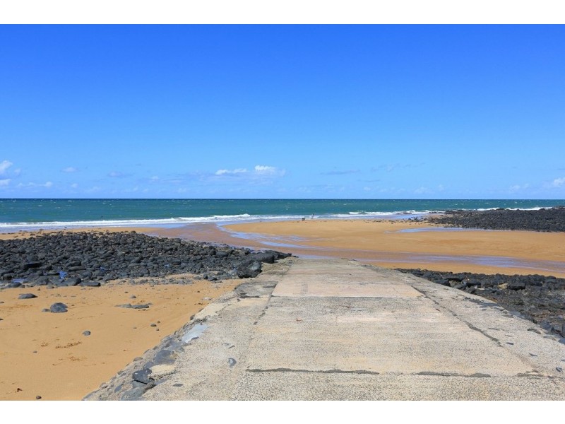 1 Esplanade, Innes Park QLD 4670