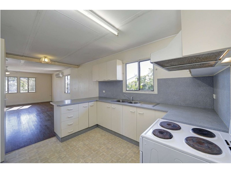 20 DOROTHEA MCKELLAR STREET, Burnett Heads QLD 4670