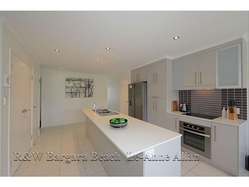 Unit 5, Beachbreak, 6 McDougall Street, Bargara QLD 4670