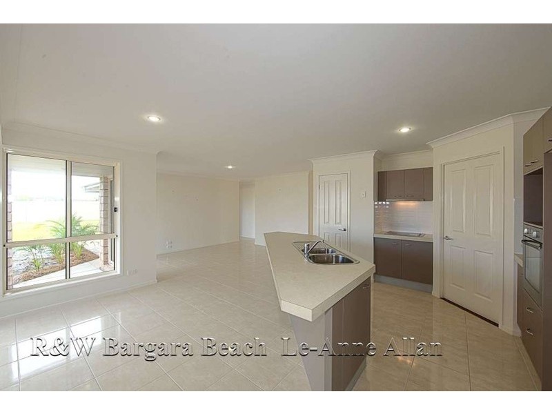 20 Avalon Street, Burnett Heads QLD 4670