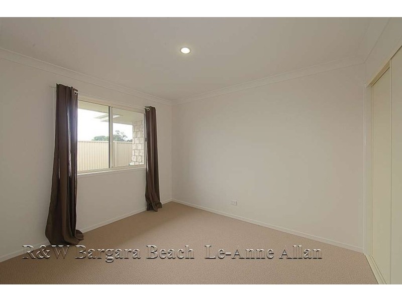 20 Avalon Street, Burnett Heads QLD 4670