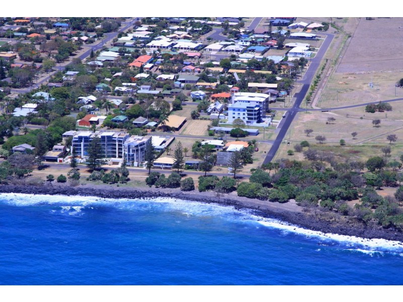 Unit 4, Dwell, 107 Esplanade,, Bargara QLD 4670