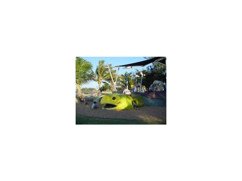 21 Wearing Road, Bargara QLD 4670
