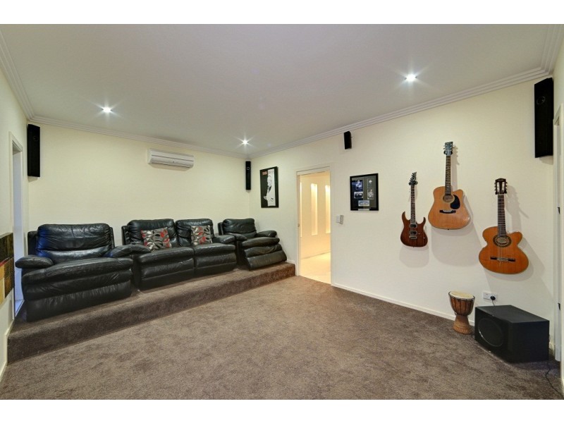 3 Chantilly Street, Bargara QLD 4670
