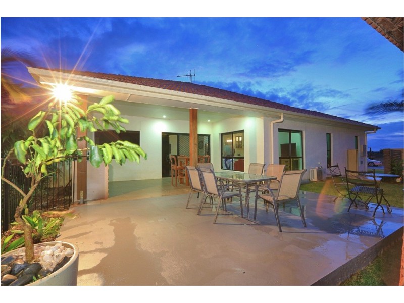 3 Chantilly Street, Bargara QLD 4670