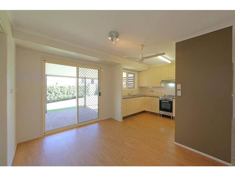 4 Norman Terrace, Bargara QLD 4670