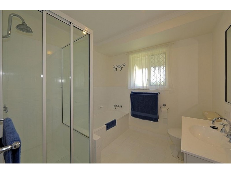 4 Norman Terrace, Bargara QLD 4670