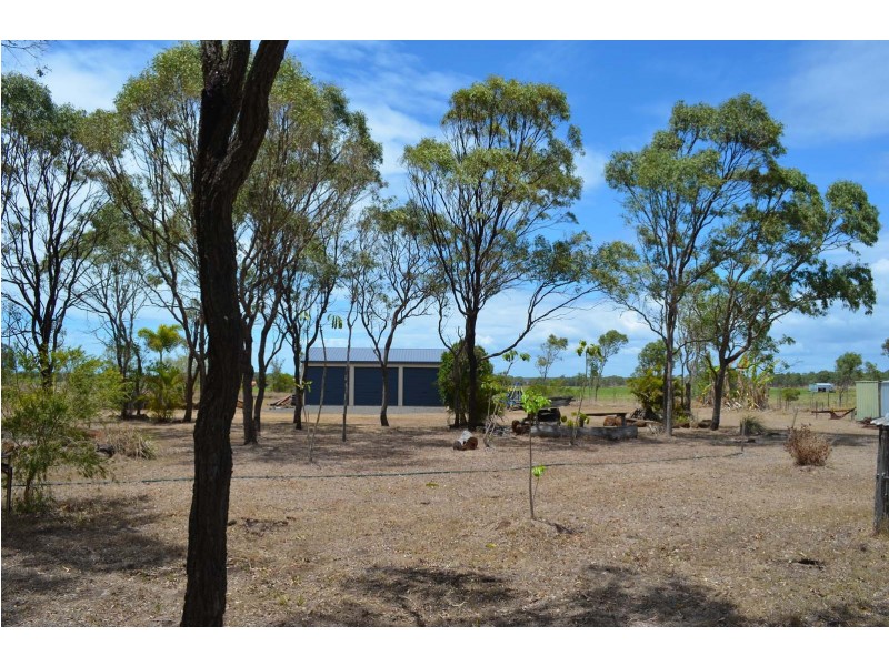 1458 Elliott Heads  Road, Elliott Heads QLD 4670